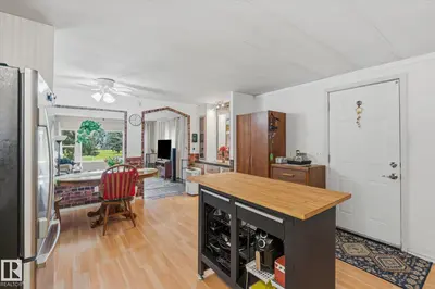 Interior photo 2 of 49 53222 range road 272
