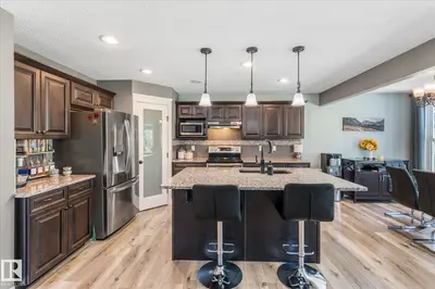 Interior photo 3 of 41 MEADOWVIEW LD