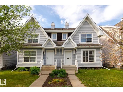 7118 19A SW, Edmonton - $384,900