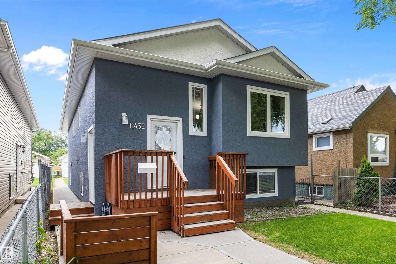 11432 87 ST NW, Edmonton - 6 bedroom Duplex for sale