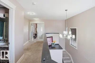 Interior photo 4 of 258 ALBANY DR NW