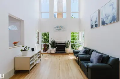 Interior photo 2 of 342 O'CONNOR CL NW