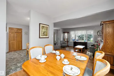 Interior photo 3 of 10972 35 AV NW
