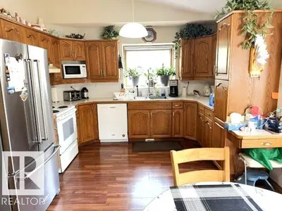 Interior photo 3 of 212 WEST Liberty CR