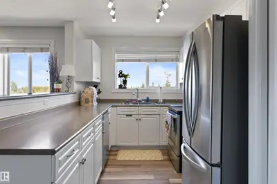 Interior photo 4 of #411B 6 SPRUCE RIDGE DR