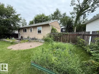 Interior photo 3 of 7607 83 AV NW