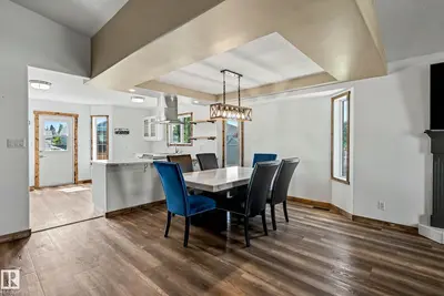 Interior photo 4 of 105 Northland CL