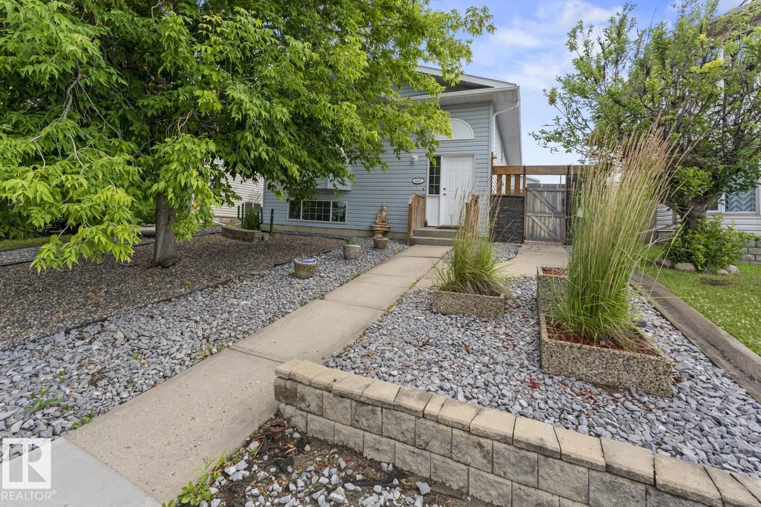 , Cold Lake - 2 bedroom Detached Single Family for sale
