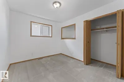 Interior photo 3 of 