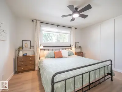 Interior photo 4 of 37 SPRINGFIELD CR