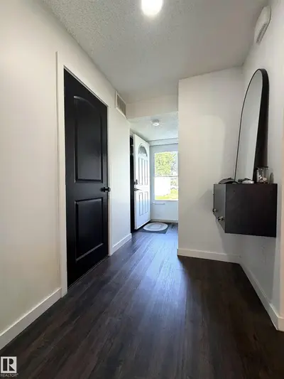 Interior photo 4 of 19F MEADOWLARK VG NW
