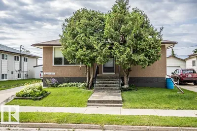 Photo 1 of 5009 47 Ave