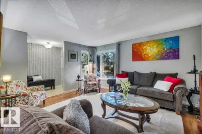 Interior photo 2 of 216 Greenwood DR