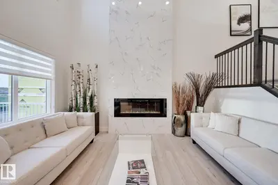 Interior photo 4 of 