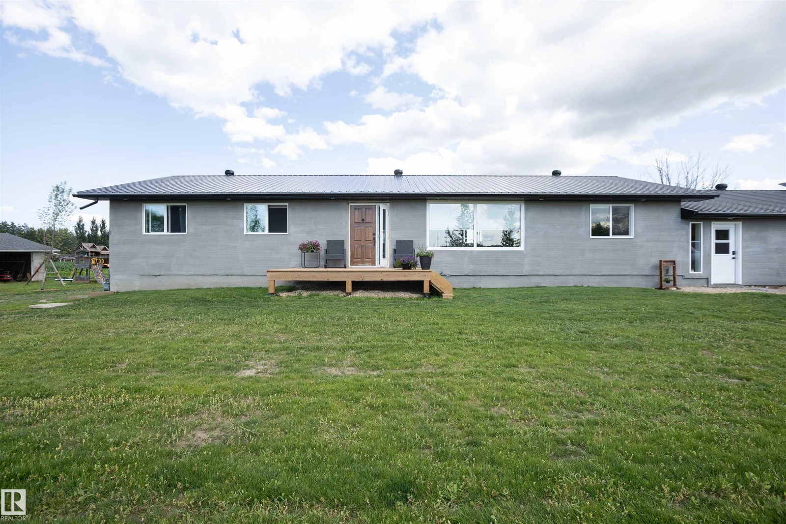 62503A HWY 769, Rural Barrhead County - 7 bedroom Detached Single Family for sale
