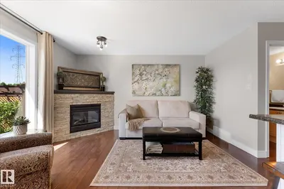 Interior photo 3 of 2948 26 ST NW