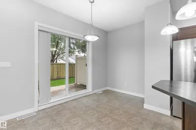 Photo 2 of #7 13825 155 AV NW