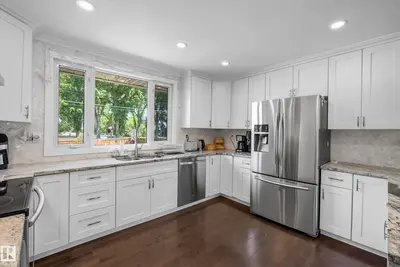 Interior photo 4 of 14604 93 AV NW