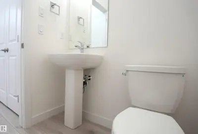 Interior photo 4 of #2 2710 66 ST SW