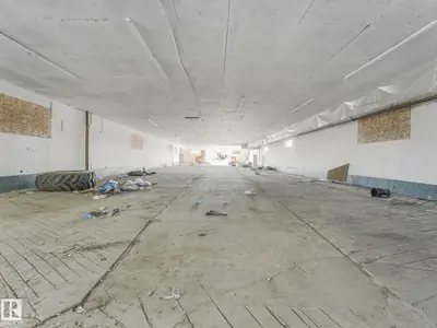 Interior photo 4 of 45011 Twp Rd 610