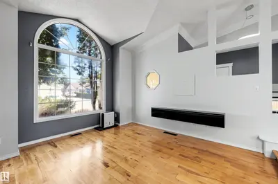 Interior photo 3 of 4639 10 AV NW