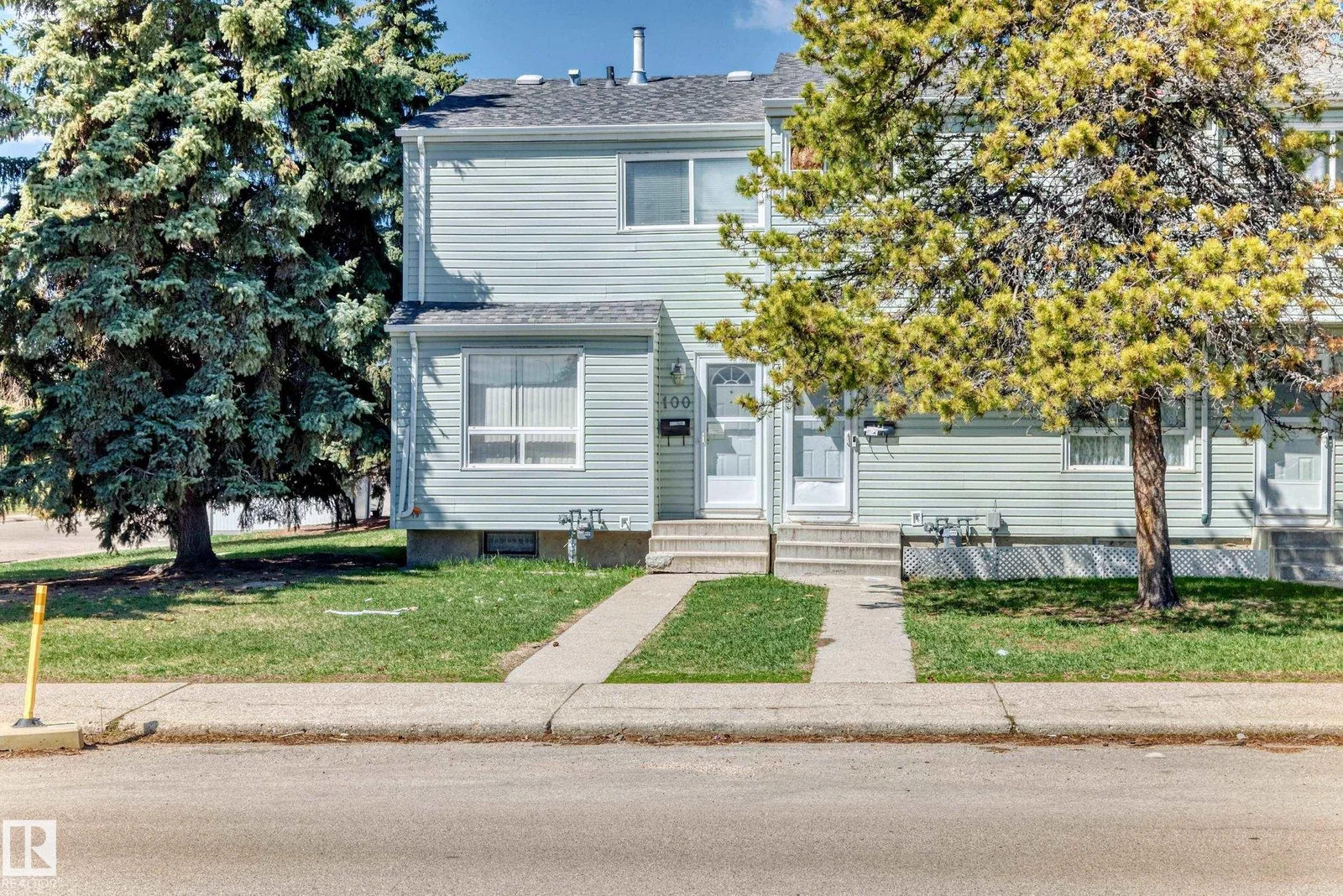 100 DICKINSFIELD CT NW, Edmonton - 2 bedroom Townhouse for sale
