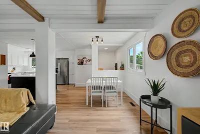 Interior photo 3 of 4305 43A AV