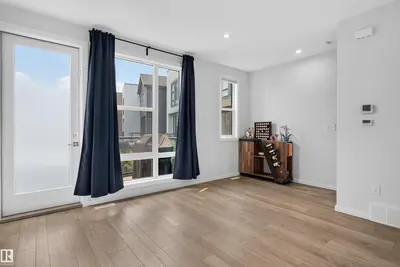 Interior photo 4 of #84 1304 RUTHERFORD RD SW