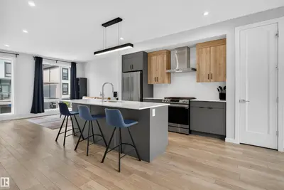 Interior photo 2 of #84 1304 RUTHERFORD RD SW