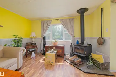 Interior photo 3 of 5318 Twp Rd 612