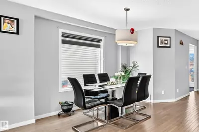 Interior photo 2 of 5280 21 AV SW