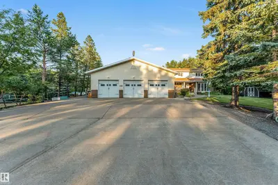 Interior photo 1 of #458 23109 TWP ROAD 514