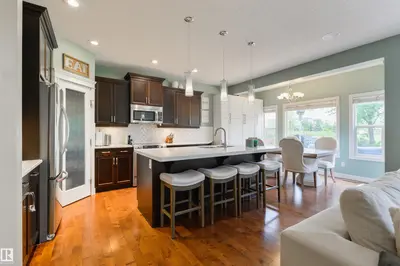 Interior photo 2 of 1375 113 ST SW