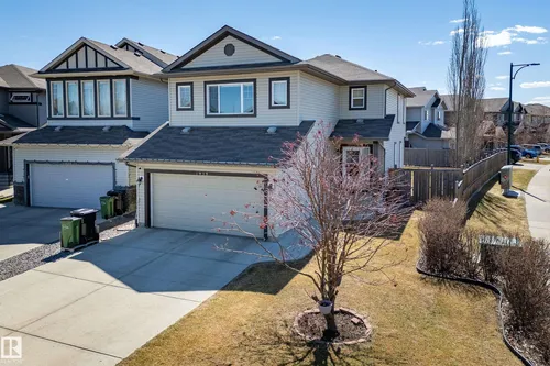 1939 118 ST SW, Edmonton - $585,000