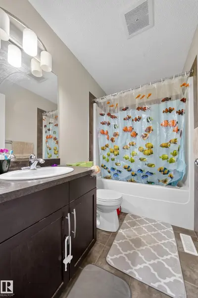 Interior photo 2 of 4680 CRABAPPLE RUN RU SW