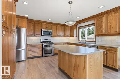 Interior photo 3 of A 47257 HWY 771