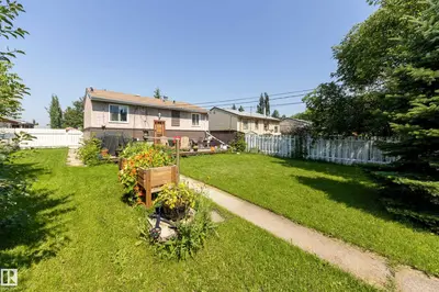 Interior photo 3 of 15925 106 AV NW