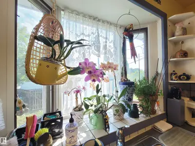 Interior photo 4 of 15717 92 AV NW