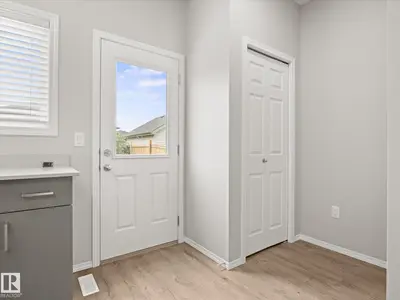 Interior photo 4 of 103 SOUTH CREEK WD