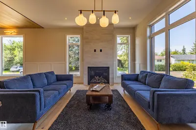 Interior photo 4 of 4142 122 ST NW