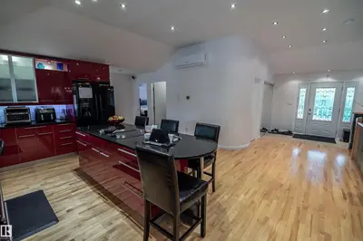Interior photo 4 of 5631 49 ST