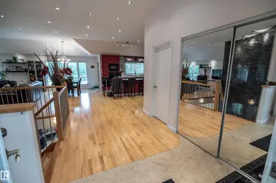 Interior photo 1 of 5631 49 ST