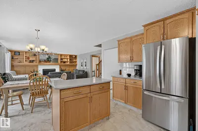 Interior photo 3 of 385 MEADOWVIEW TC