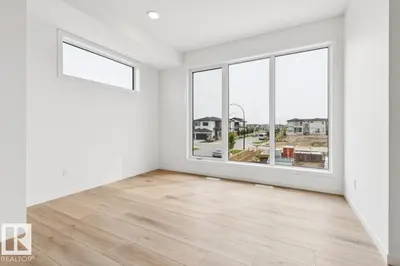 Interior photo 3 of 303 32 ST SW