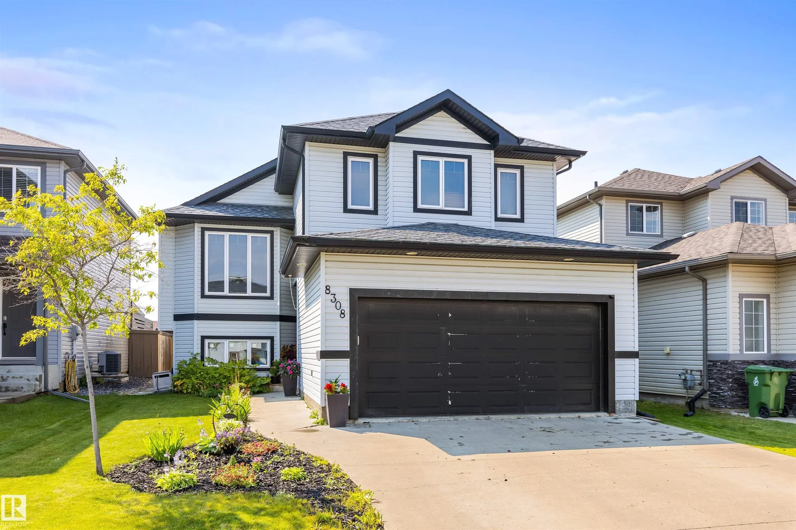 8308 97 ST, Morinville - 4 bedroom Detached Single Family for sale