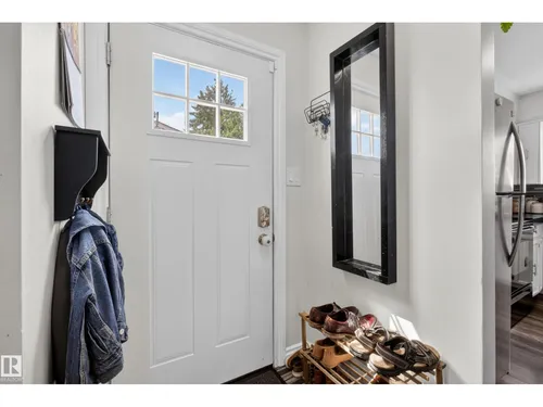5311 50 ST, Legal - $334,900