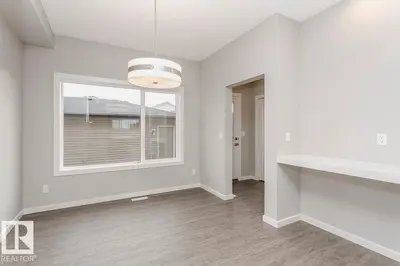 Interior photo 2 of 306 Hawthorn WY