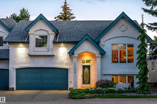 11686 15 AV NW, Edmonton - $428,800