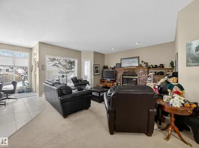 Interior photo 2 of 403 TWIN BROOKS CR NW