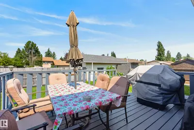 Interior photo 2 of 3612 18 AV NW